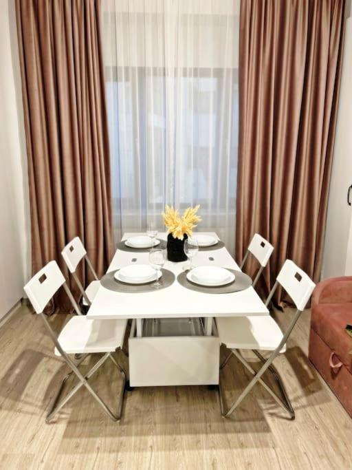 Cosy And Stylish Studio Bukurešť Exteriér fotografie